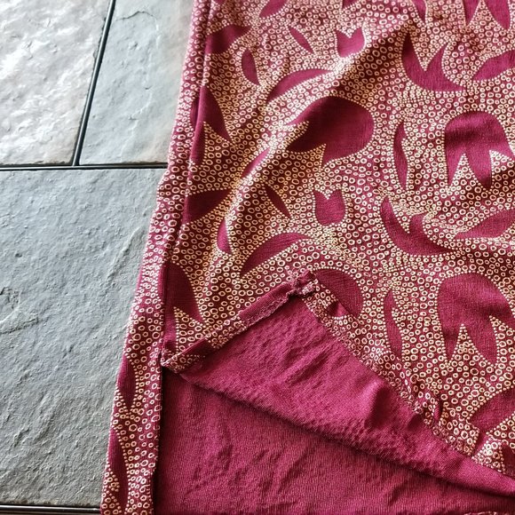 COPY - Maroon embellished Tulip design Top - Picture 6 of 8